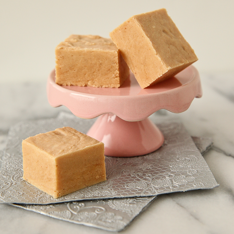This recipe for classic peanut butter fudge is a great homemade holiday gif...