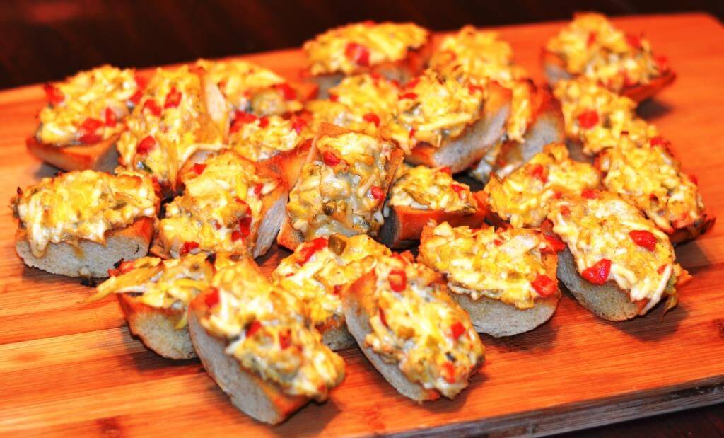 Easy Cheesy Artichoke Crostini