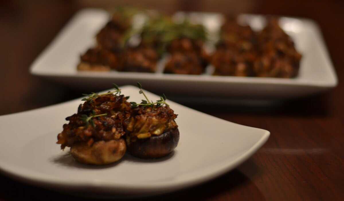 Stuffed Mushrooms with Bacon and Artichoke Hearts